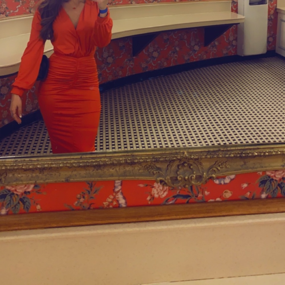 COPY - Sexy red scrunched dress.